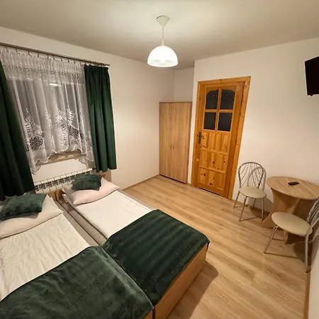 Δωμάτια σε οικογενειακή κατοικία Wynajem Pokoi Stachon