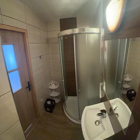 Δωμάτια σε οικογενειακή κατοικία Wynajem Pokoi Stachon *